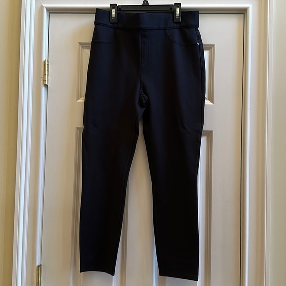 Spanx Black Pull On Pants SzL - Picture 1 of 10